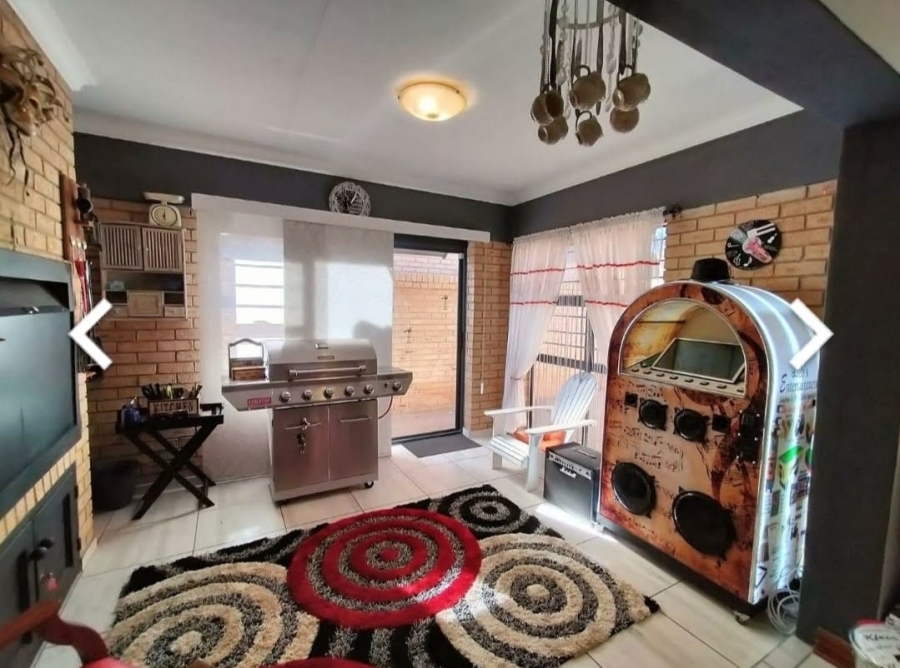 To Let 3 Bedroom Property for Rent in Baillie Park North West